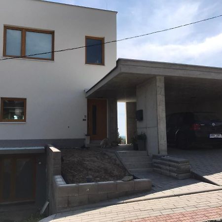 Soukromy Pokoj S Kuchyni A Koupelnou V Radovce Nove Mesto na Morave Eksteriør billede